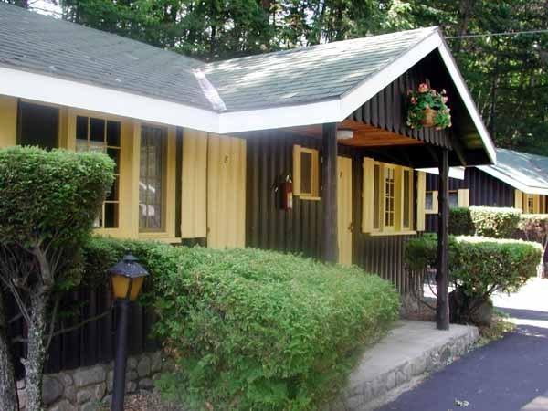 Amber Lantern Efficiency Cottage Озеро Джордж Номер фото